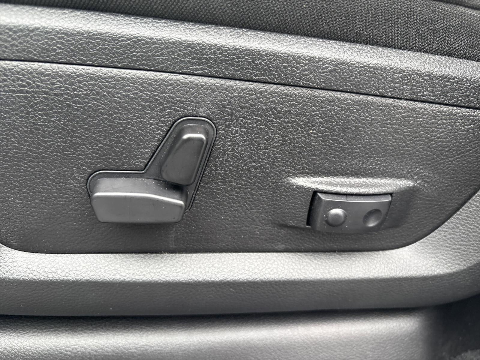 2025 RAM 2500 Big Horn 4x2 Crew Cab 6'4" Box