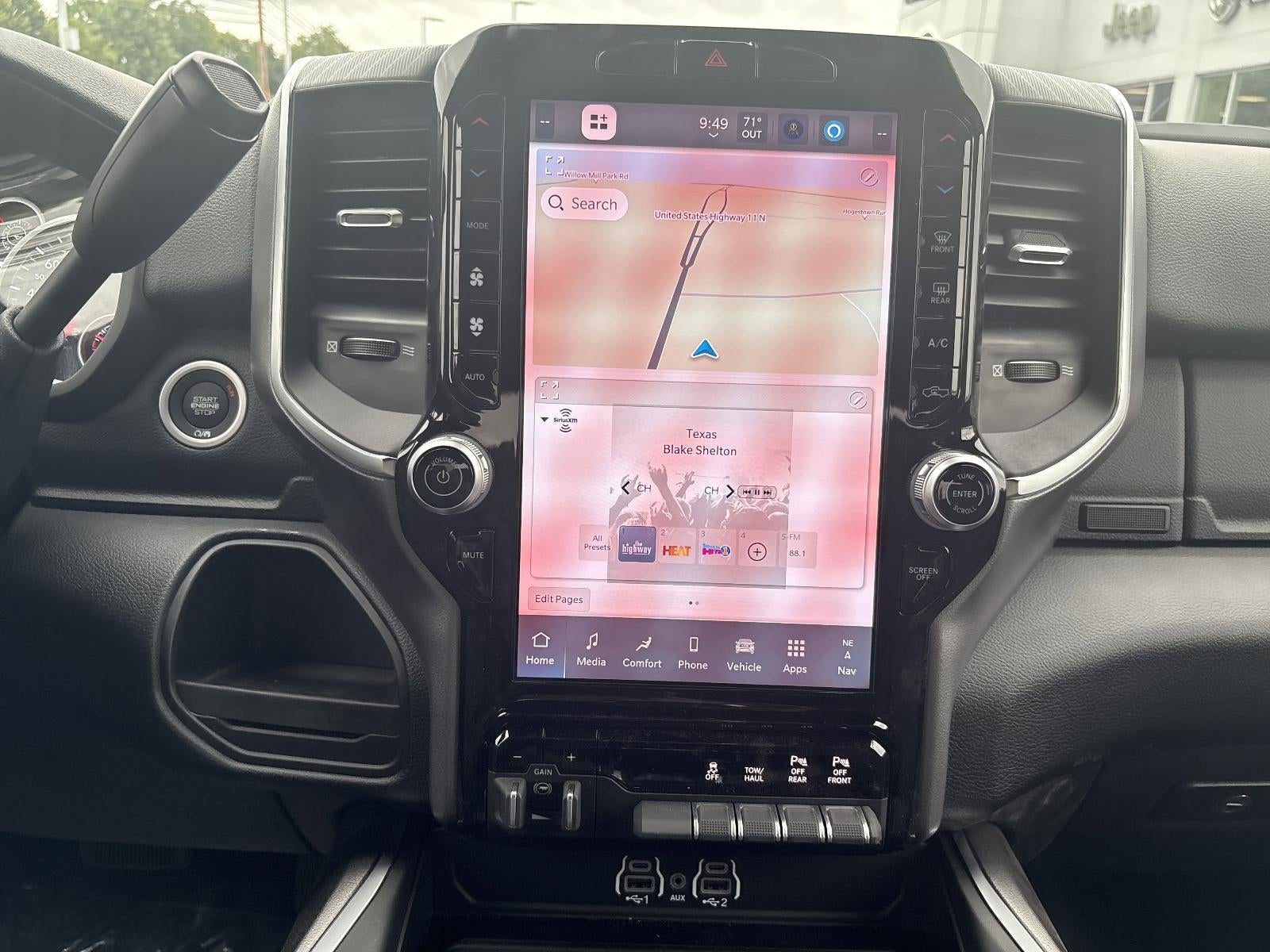 2025 RAM 2500 Big Horn 4x2 Crew Cab 6'4" Box