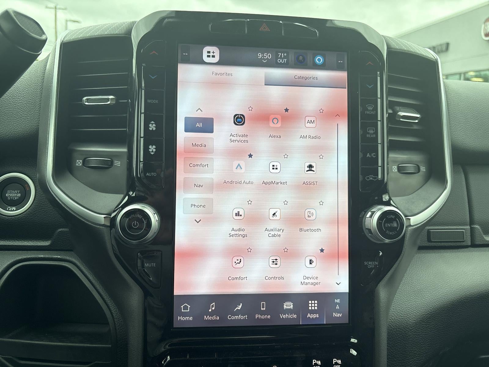 2025 RAM 2500 Big Horn 4x2 Crew Cab 6'4" Box