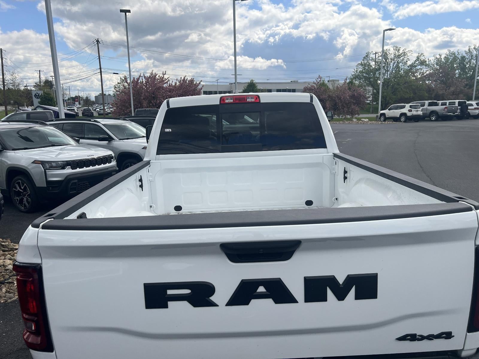 2026 RAM 2500 Tradesman 4x4 Crew Cab 6'4" Box