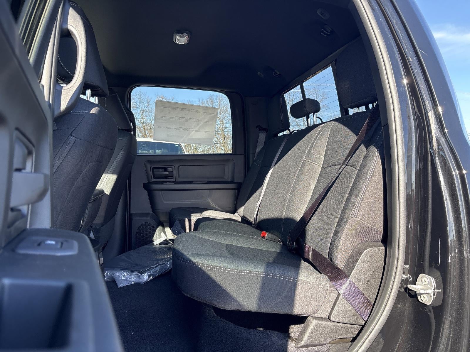 2026 RAM 2500 Tradesman 4x4 Crew Cab 6'4" Box