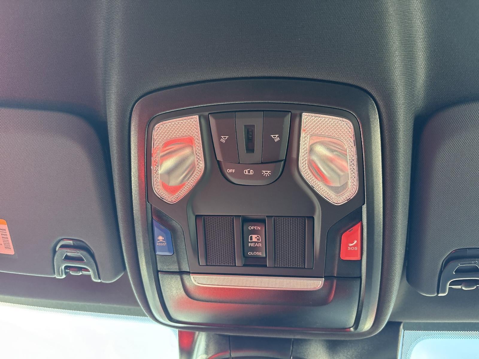 2026 RAM 2500 Tradesman 4x4 Crew Cab 6'4" Box