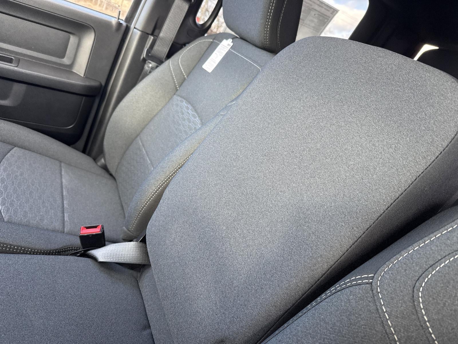 2026 RAM 2500 Tradesman 4x4 Crew Cab 6'4" Box