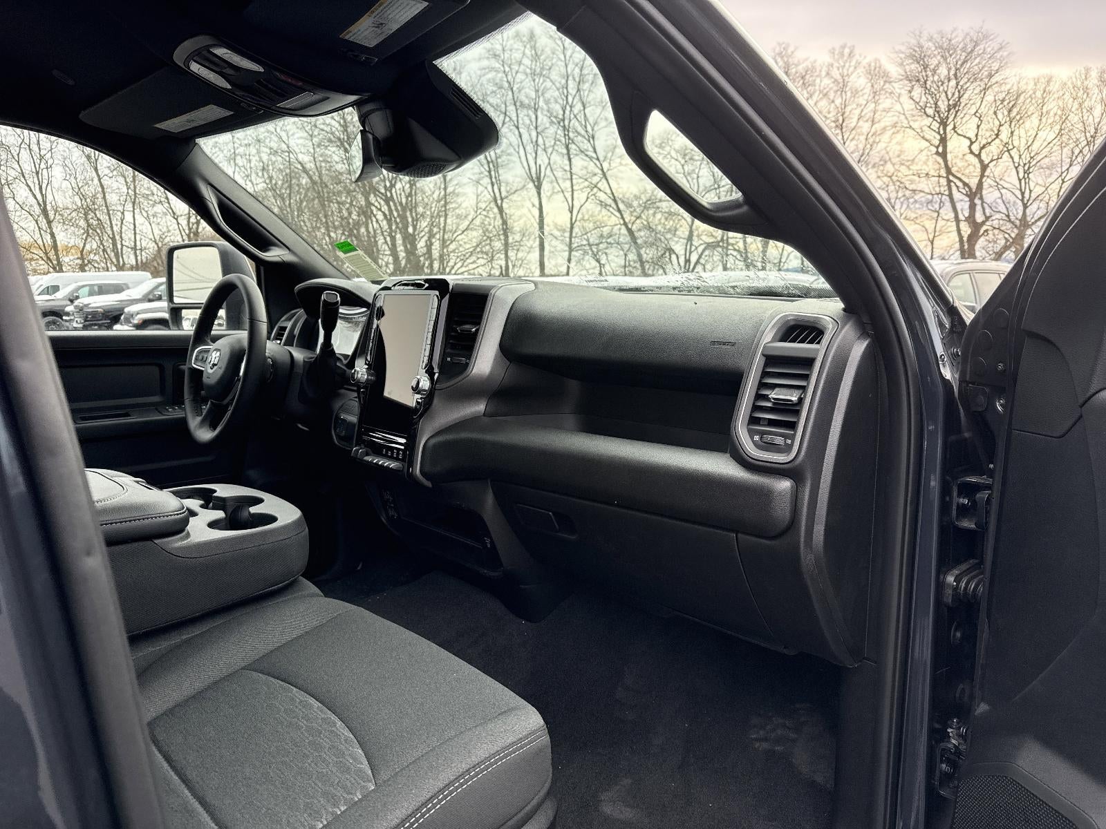 2026 RAM 2500 Tradesman 4x4 Crew Cab 6'4" Box