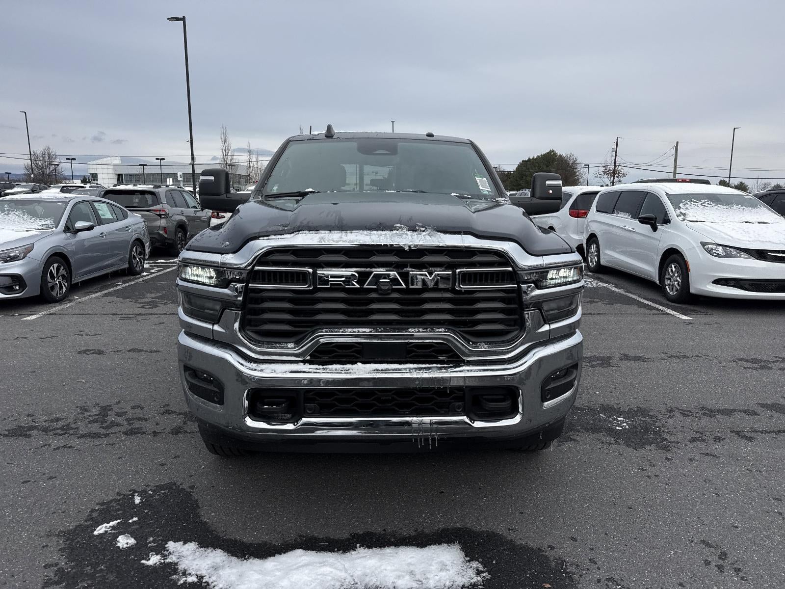 2026 RAM 2500 Tradesman 4x4 Crew Cab 6'4" Box