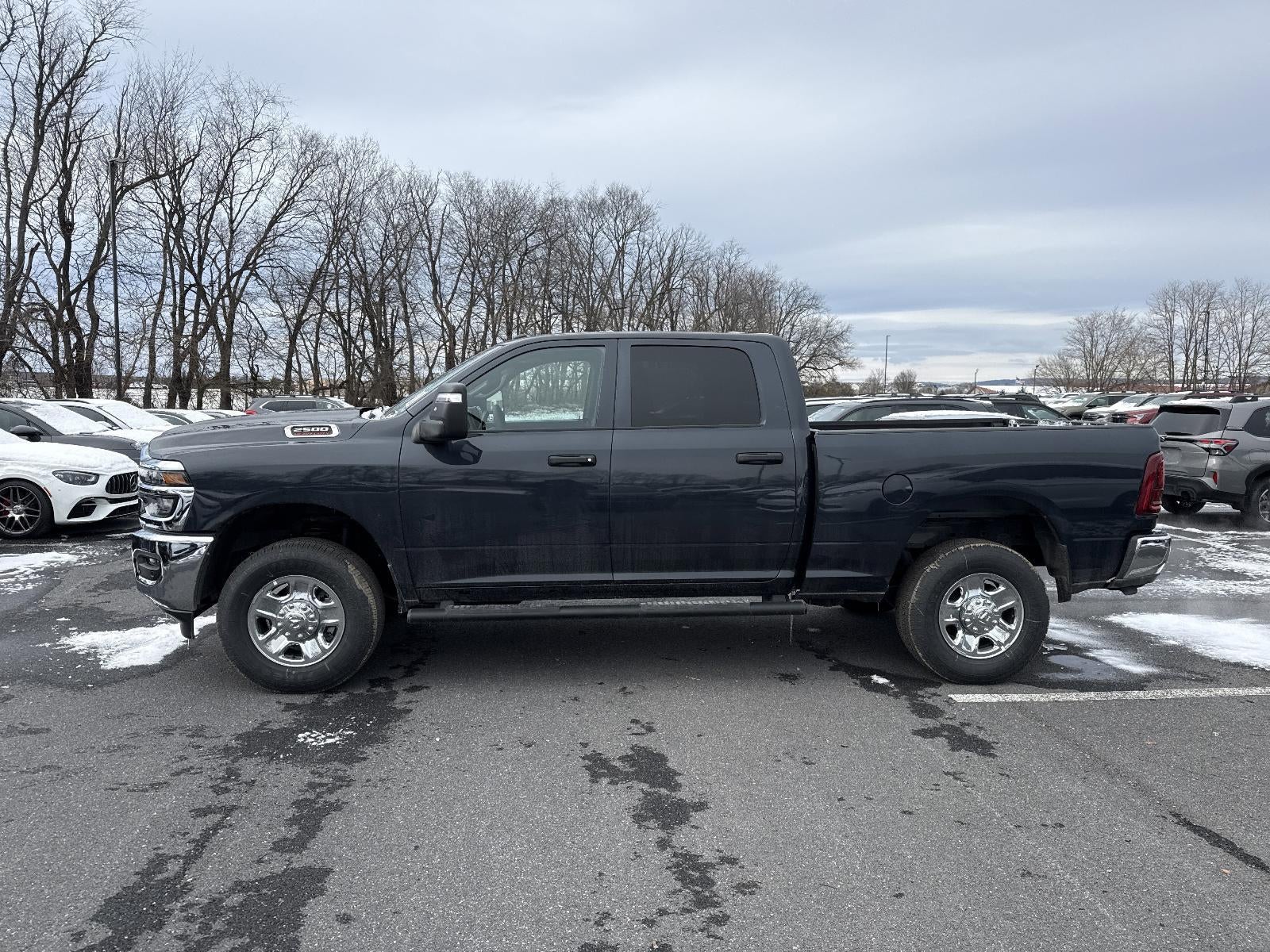 2026 RAM 2500 Tradesman 4x4 Crew Cab 6'4" Box