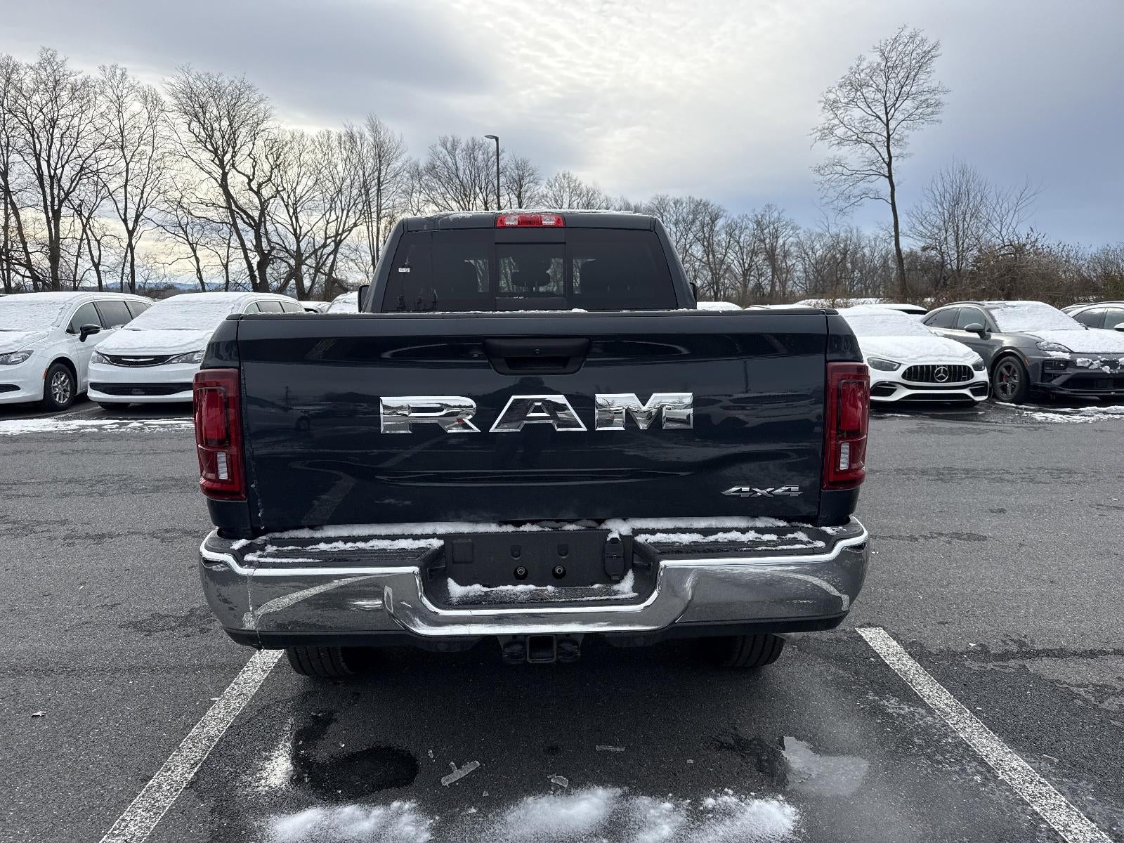 2026 RAM 2500 Tradesman 4x4 Crew Cab 6'4" Box