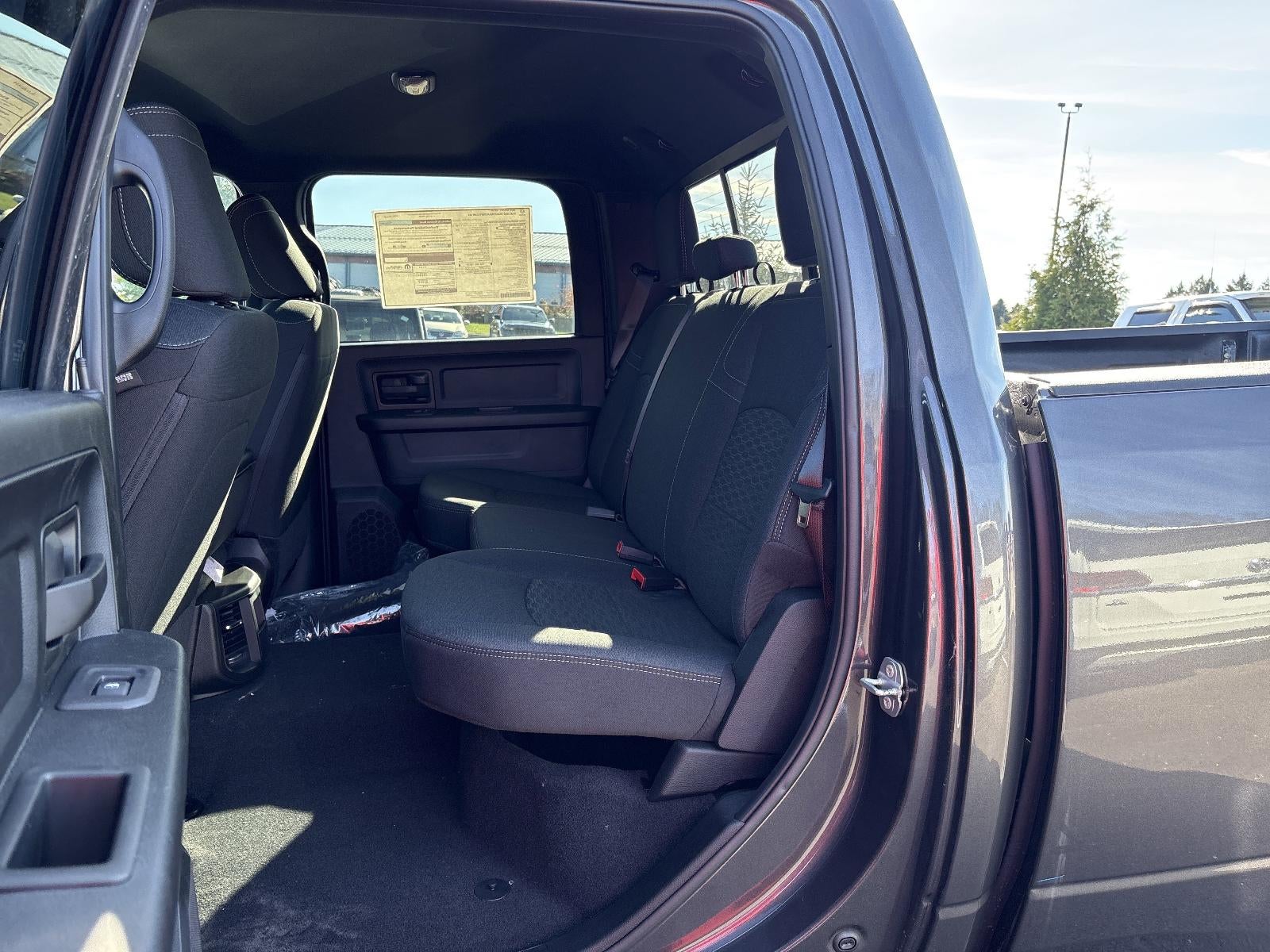 2026 RAM 2500 Tradesman 4x4 Crew Cab 6'4" Box