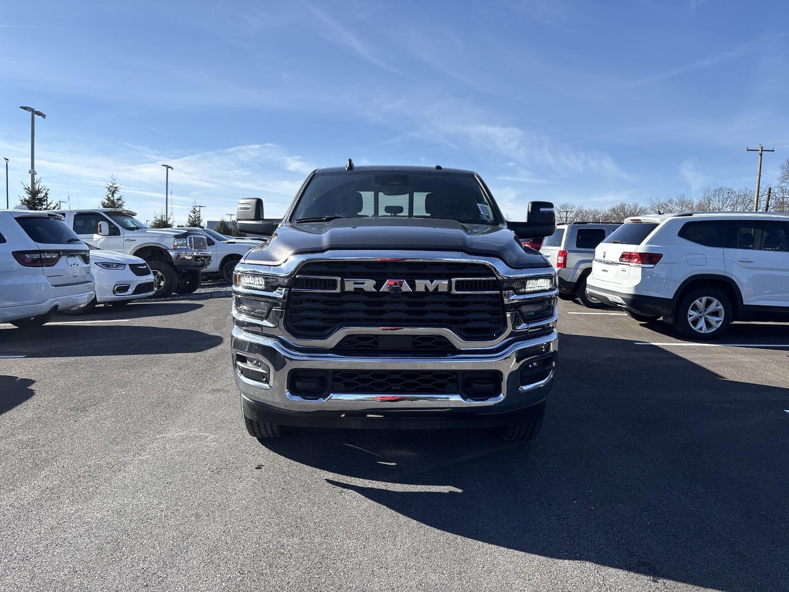 2026 RAM 2500 Tradesman 4x4 Crew Cab 6'4" Box