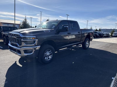 2026 RAM 2500 Tradesman 4x4 Crew Cab 6'4" Box