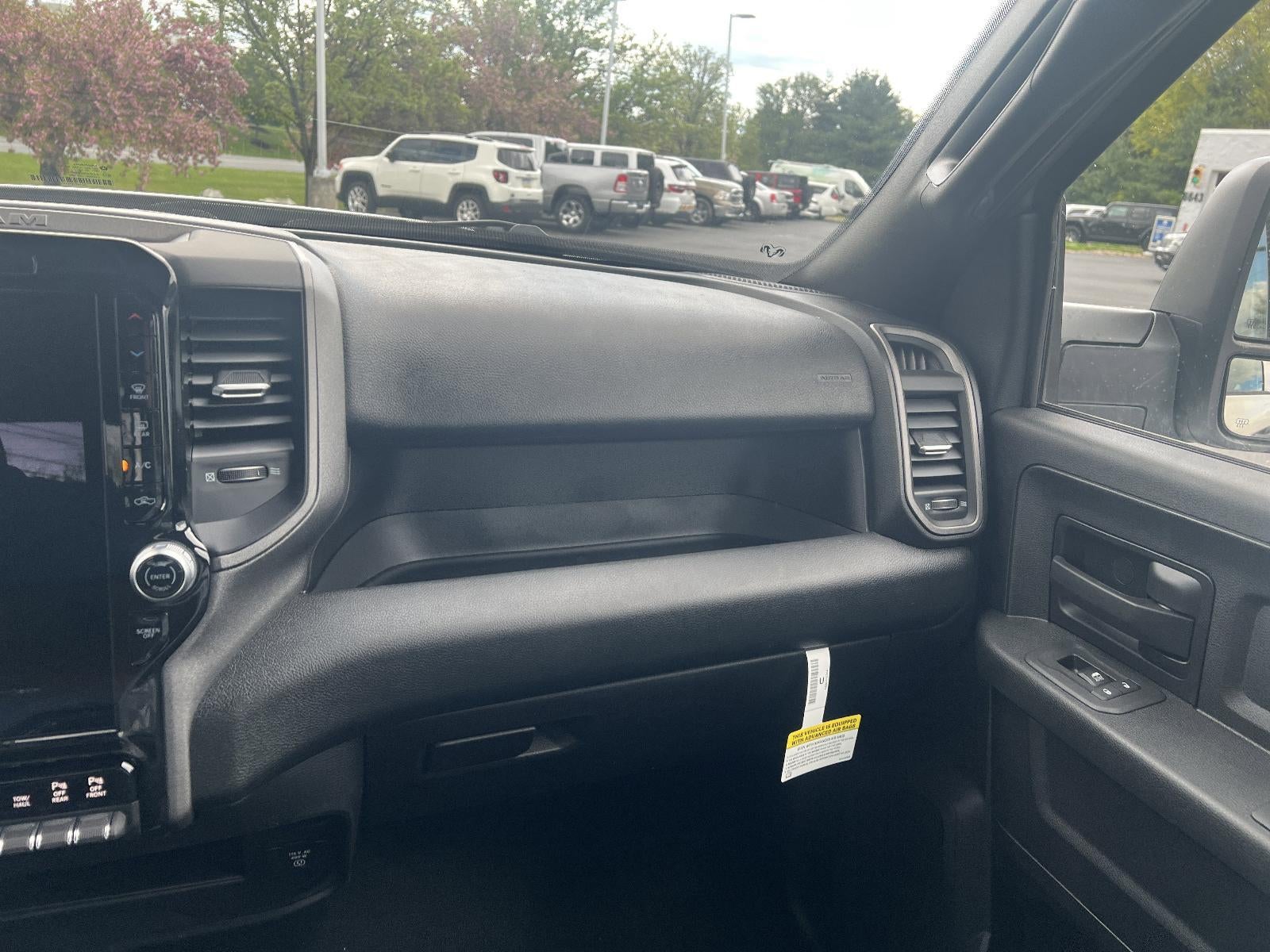 2026 RAM 2500 Tradesman 4x4 Crew Cab 6'4" Box