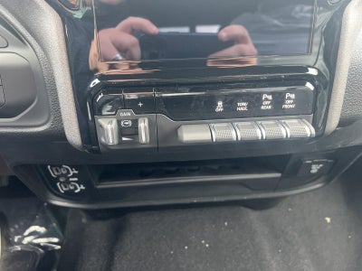 2026 RAM 2500 Tradesman 4x4 Crew Cab 6'4" Box