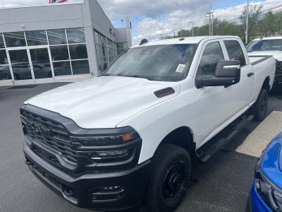 2026 RAM 2500 Tradesman 4x4 Crew Cab 6'4" Box