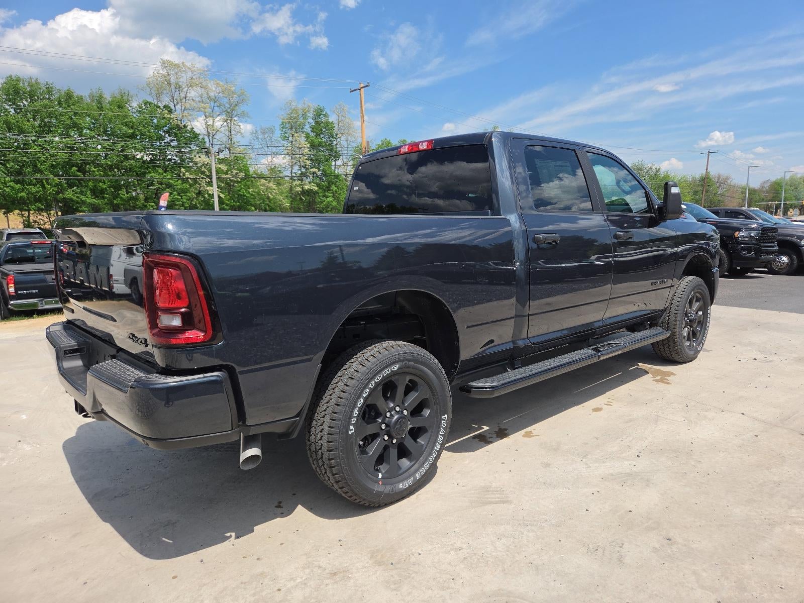 2026 RAM 2500 Big Horn 4x4 Crew Cab 6'4" Box