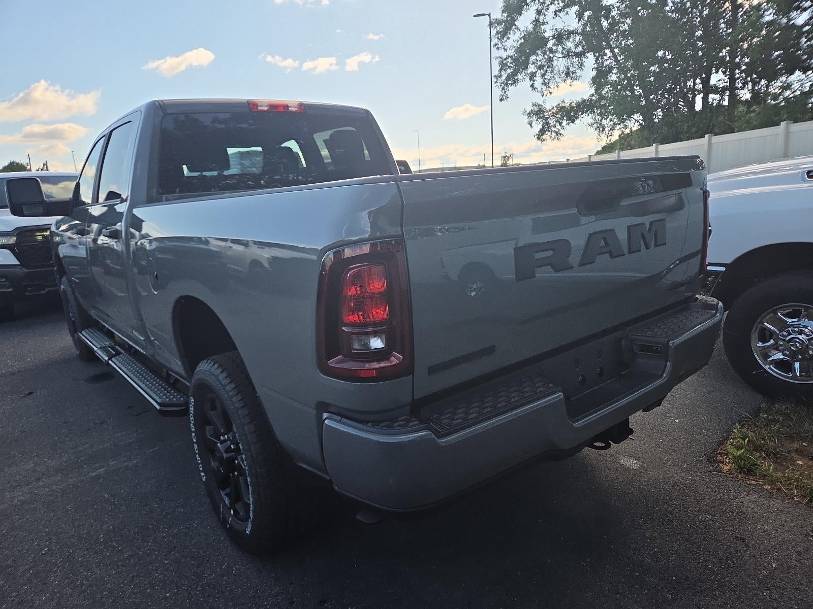 2026 RAM 2500 Big Horn 4x4 Crew Cab 6'4" Box