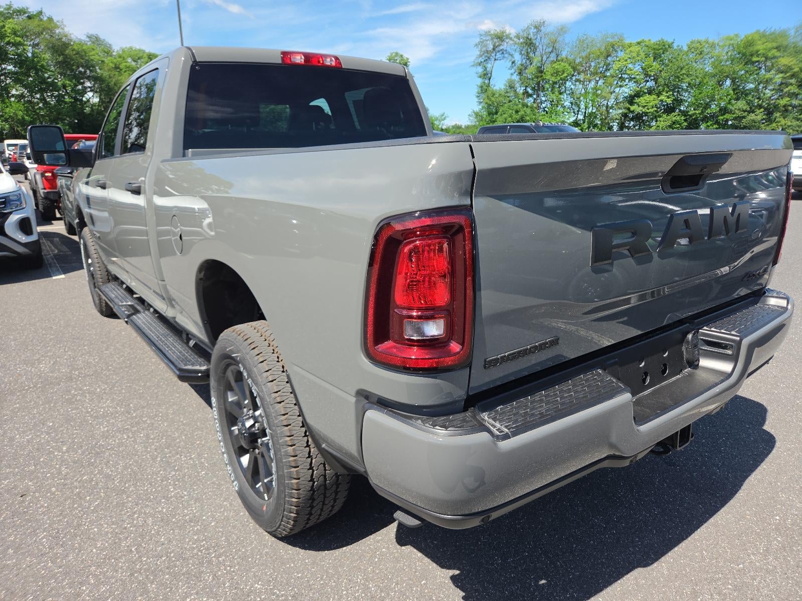 2026 RAM 2500 Big Horn 4x4 Crew Cab 6'4" Box