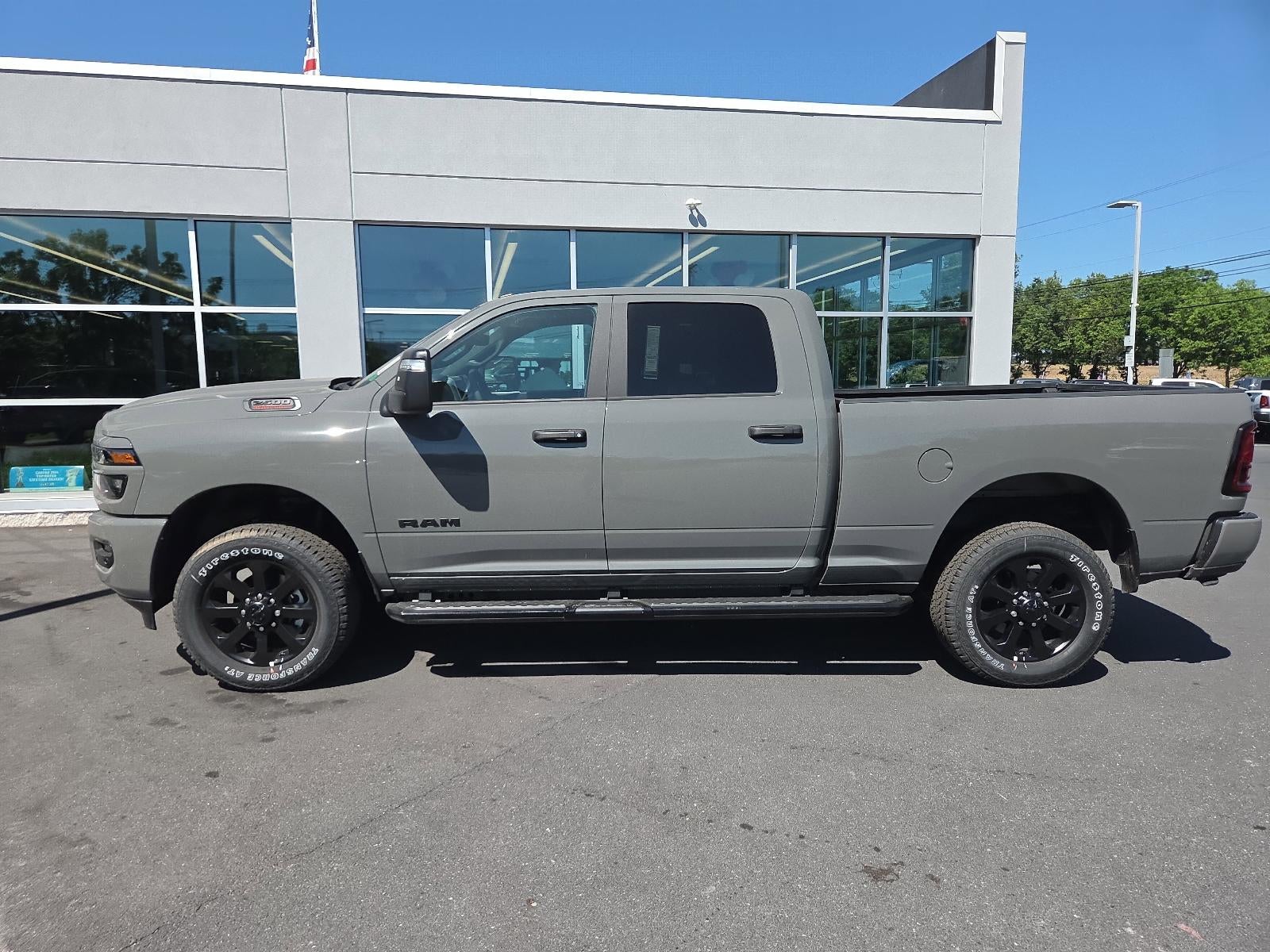 2026 RAM 2500 Big Horn 4x4 Crew Cab 6'4" Box