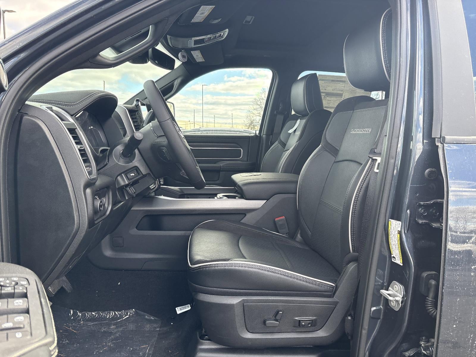 2026 RAM 2500 Laramie 4x4 Crew Cab 6'4" Box