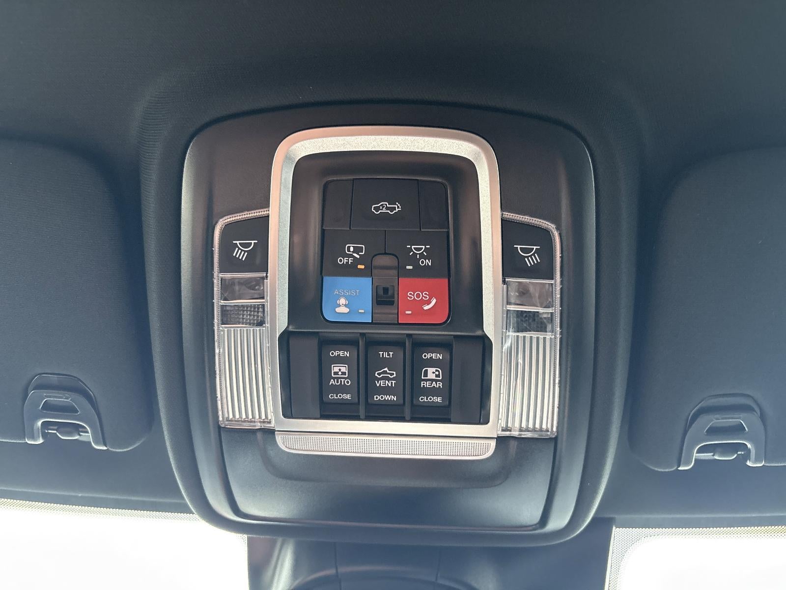 2026 RAM 2500 Laramie 4x4 Crew Cab 6'4" Box