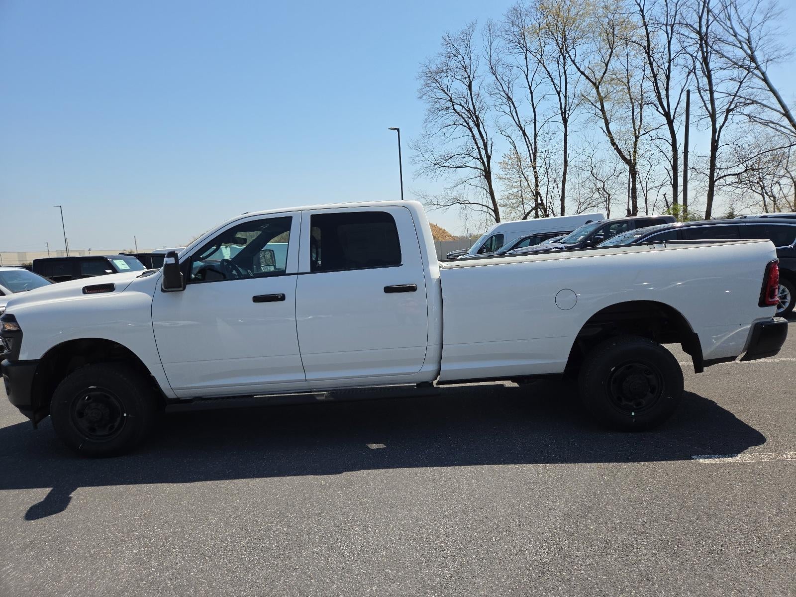 2026 RAM 2500 Tradesman 4x4 Crew Cab 8' Box