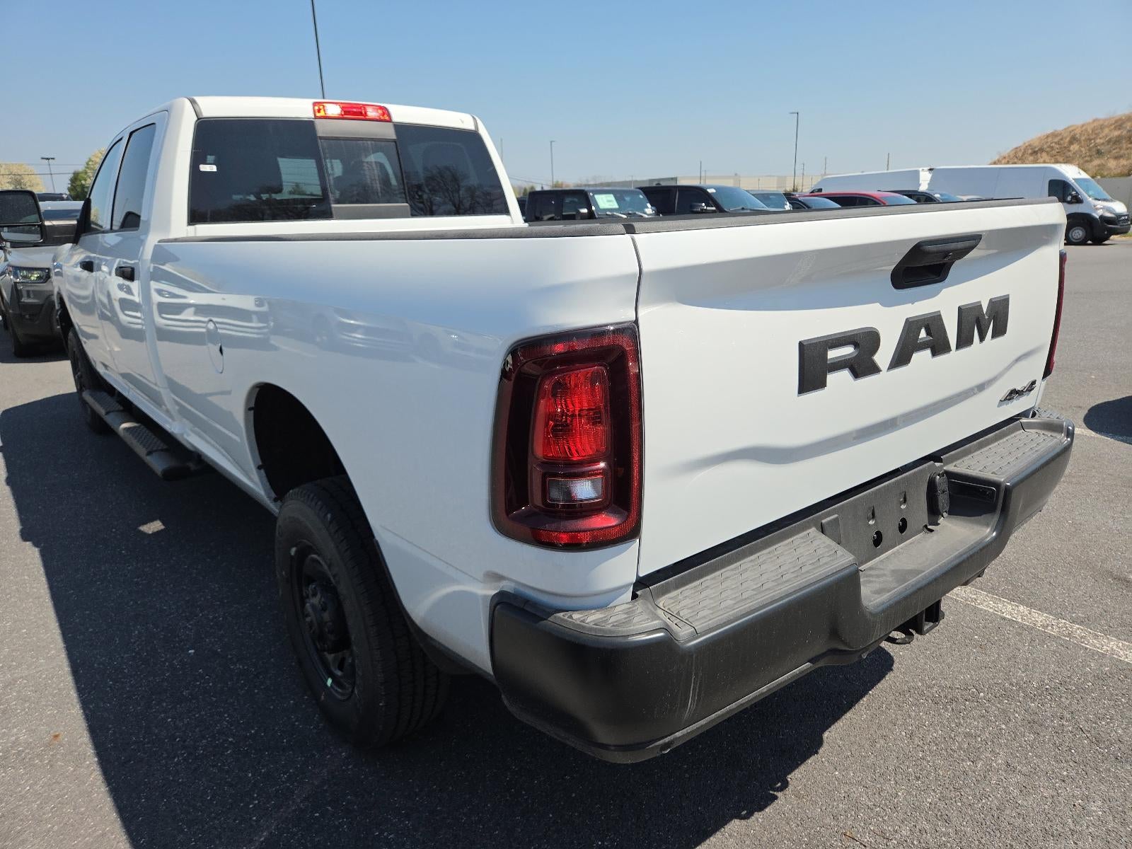 2026 RAM 2500 Tradesman 4x4 Crew Cab 8' Box