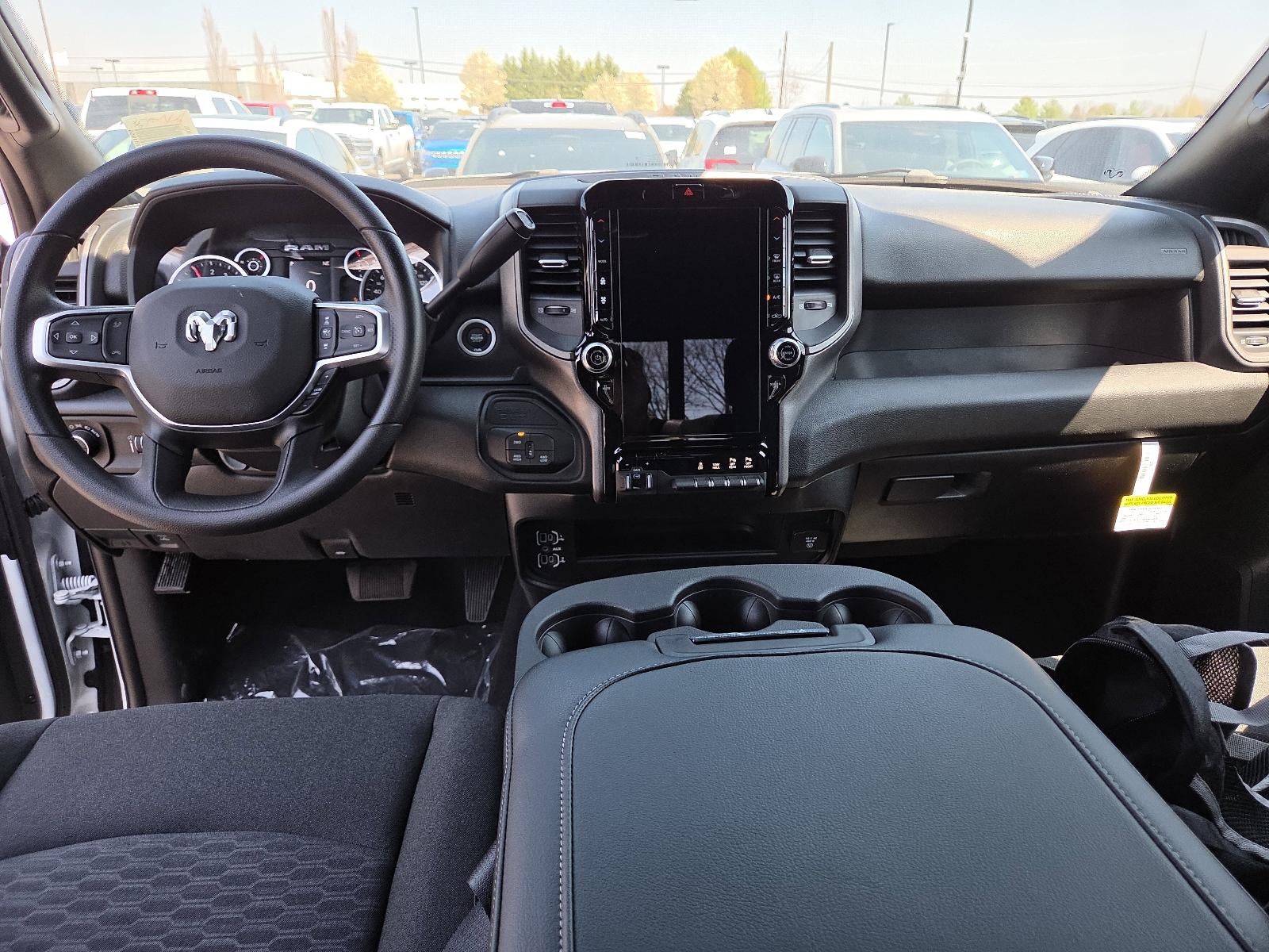 2026 RAM 2500 Tradesman 4x4 Crew Cab 8' Box