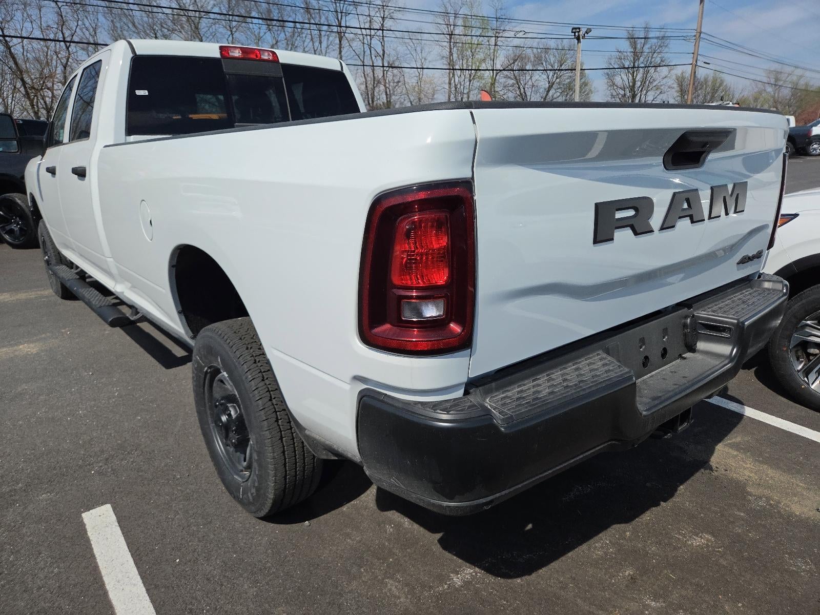 2026 RAM 2500 Tradesman 4x4 Crew Cab 8' Box