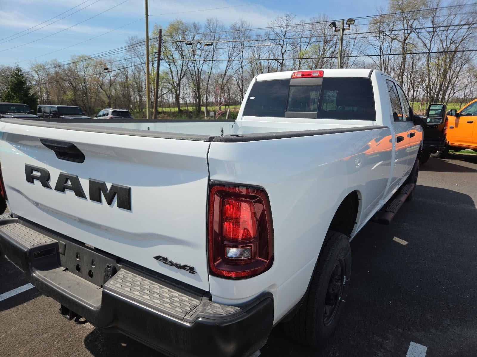 2026 RAM 2500 Tradesman 4x4 Crew Cab 8' Box