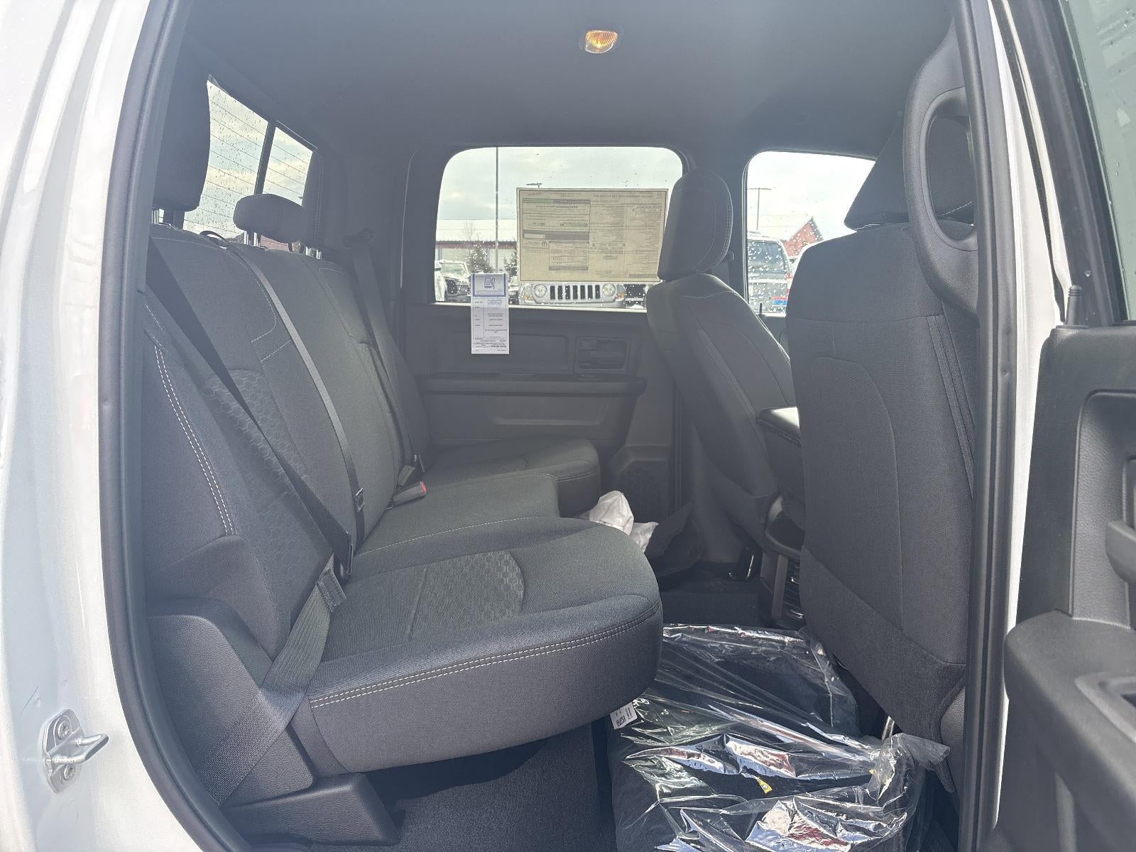 2025 RAM 2500 Tradesman 4x4 Crew Cab 8' Box