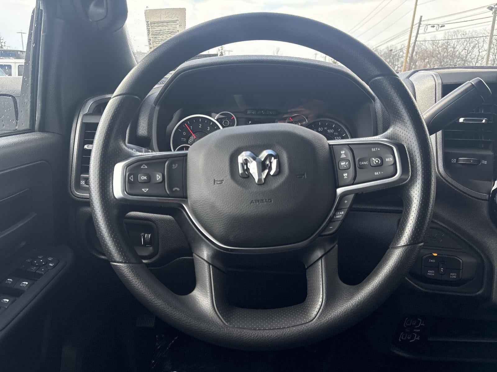 2025 RAM 2500 Tradesman 4x4 Crew Cab 8' Box