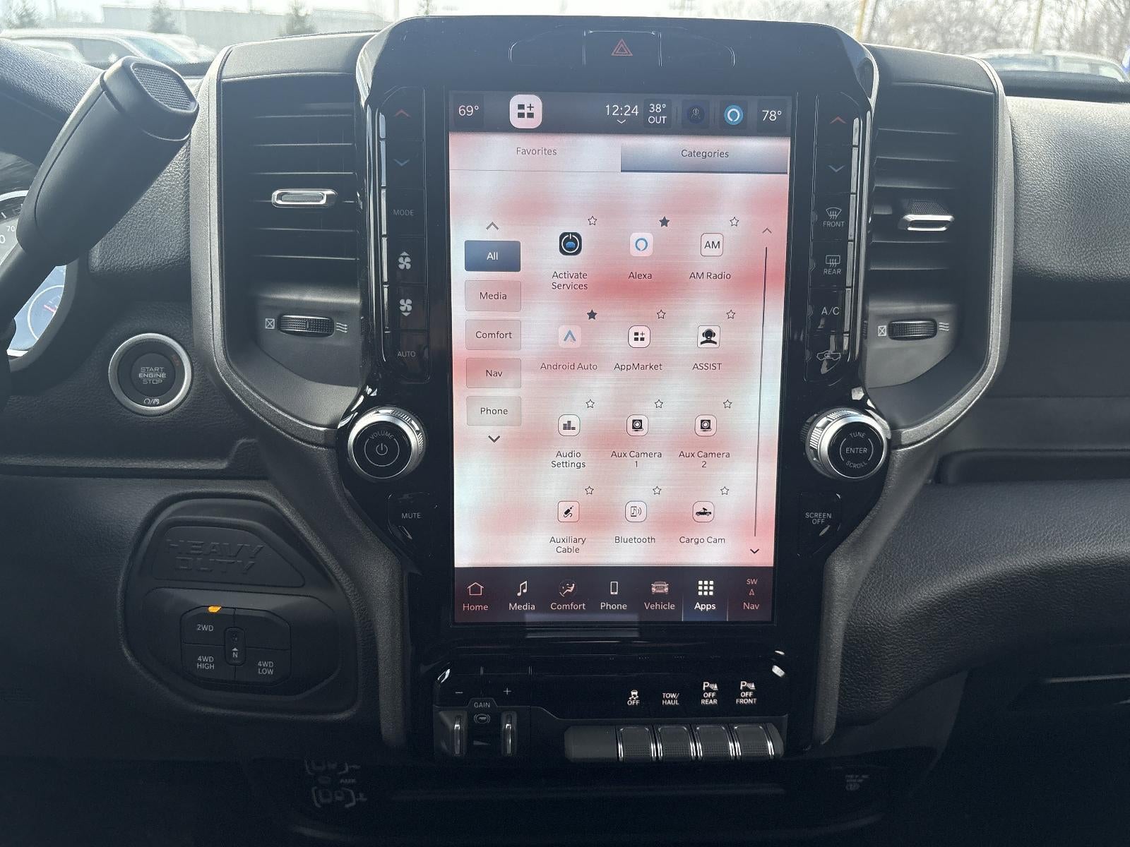 2025 RAM 2500 Tradesman 4x4 Crew Cab 8' Box