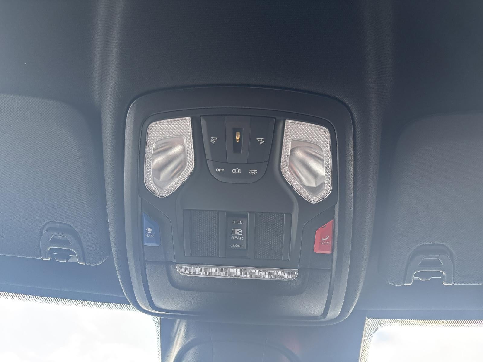 2025 RAM 2500 Tradesman 4x4 Crew Cab 8' Box