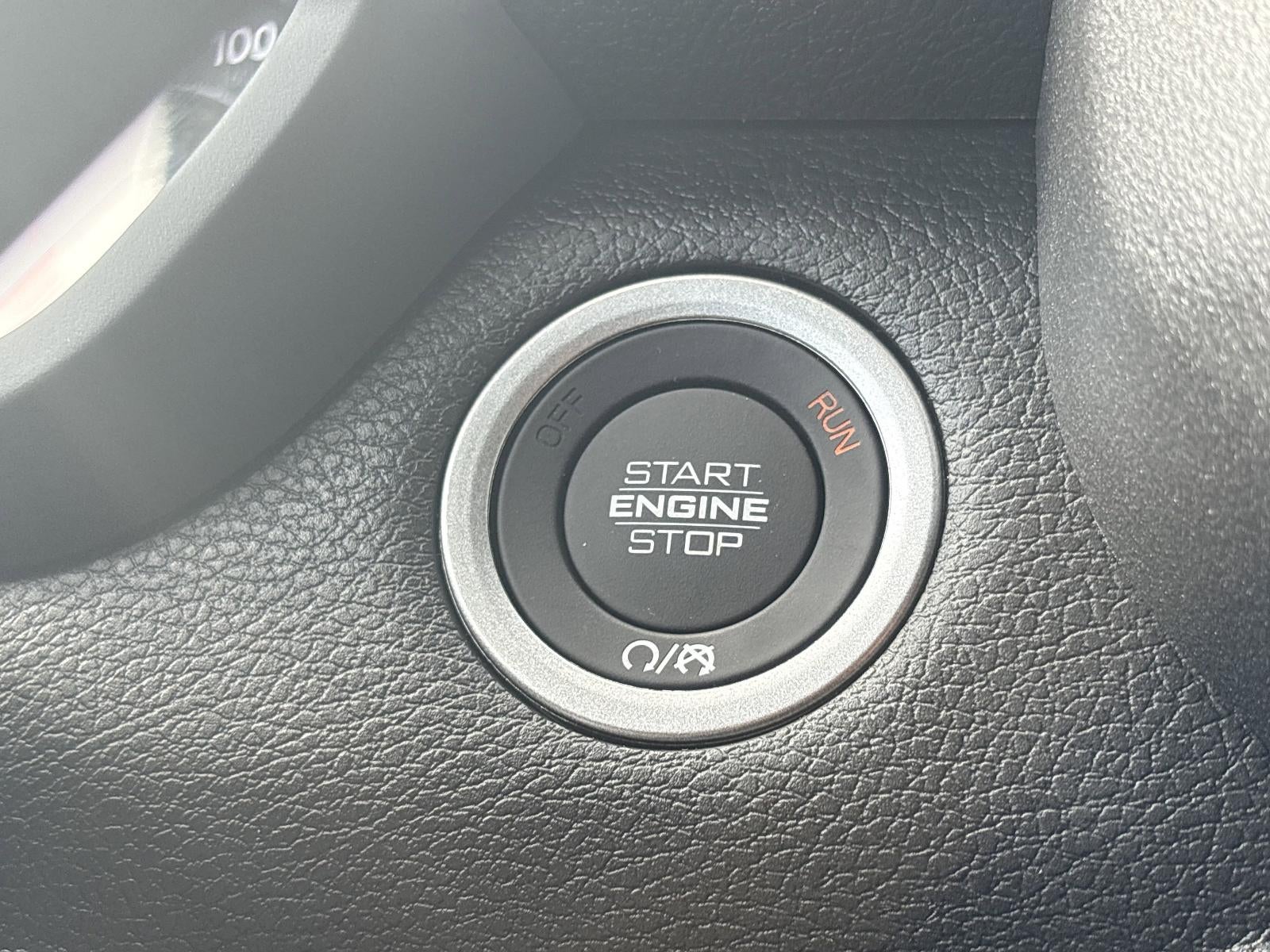 2025 RAM 2500 Tradesman 4x4 Crew Cab 8' Box