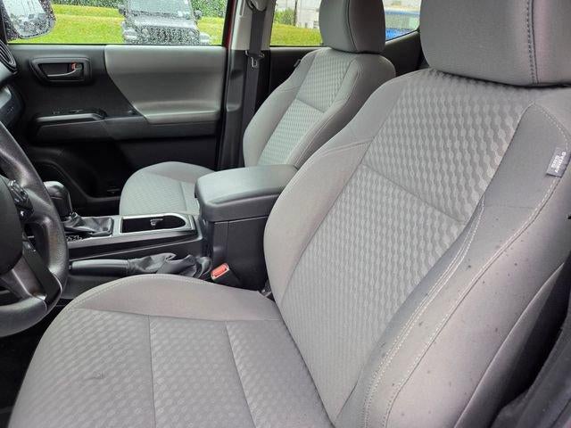 2022 Toyota Tacoma 4WD 4WD SR Double Cab 5' Bed V6 AT (GS)