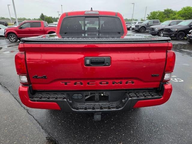 2022 Toyota Tacoma 4WD 4WD SR Double Cab 5' Bed V6 AT (GS)