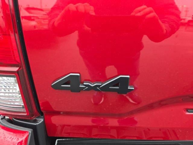 2022 Toyota Tacoma 4WD 4WD SR Double Cab 5' Bed V6 AT (GS)