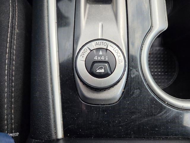 2017 Nissan Pathfinder 4x4 SV