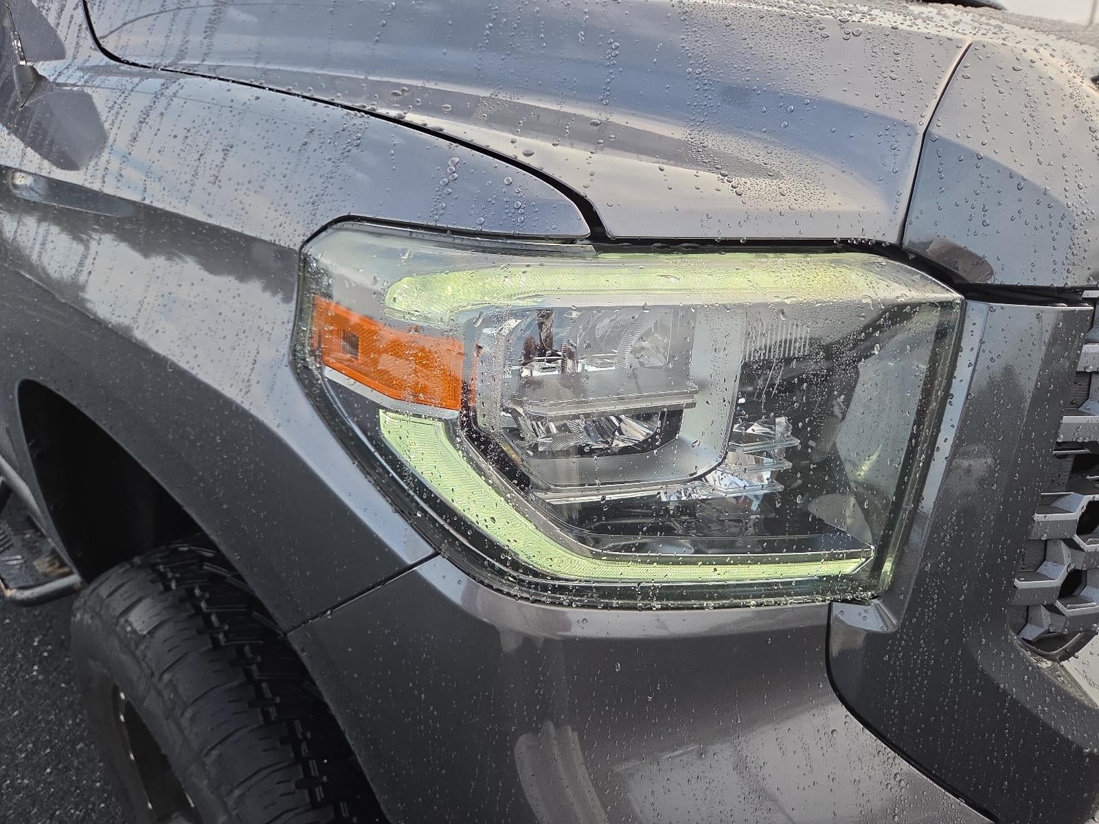 2018 Toyota Tundra 4WD 4WD SR5 CrewMax 5.5' Bed 5.7L (SE)