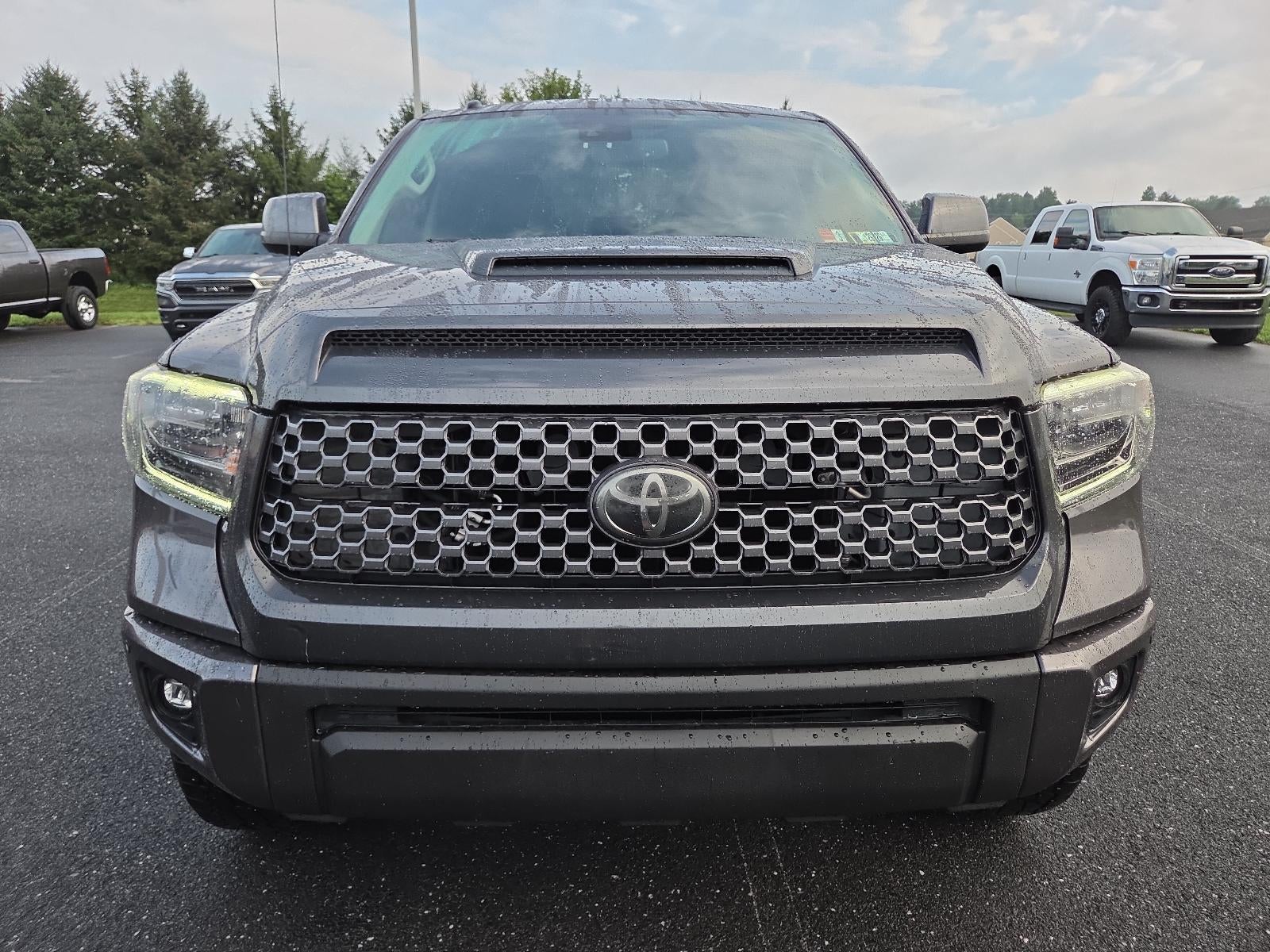 2018 Toyota Tundra 4WD 4WD SR5 CrewMax 5.5' Bed 5.7L (SE)