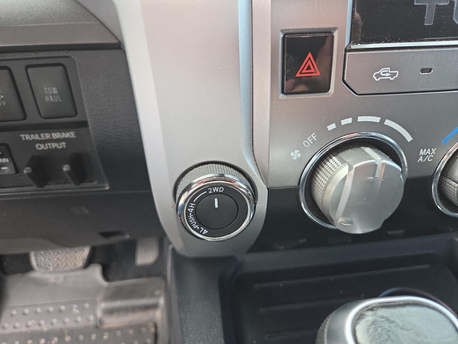2018 Toyota Tundra 4WD 4WD SR5 CrewMax 5.5' Bed 5.7L (SE)
