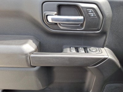 2022 Chevrolet Silverado 1500 Crew Cab Standard Box 4-Wheel Drive Custom