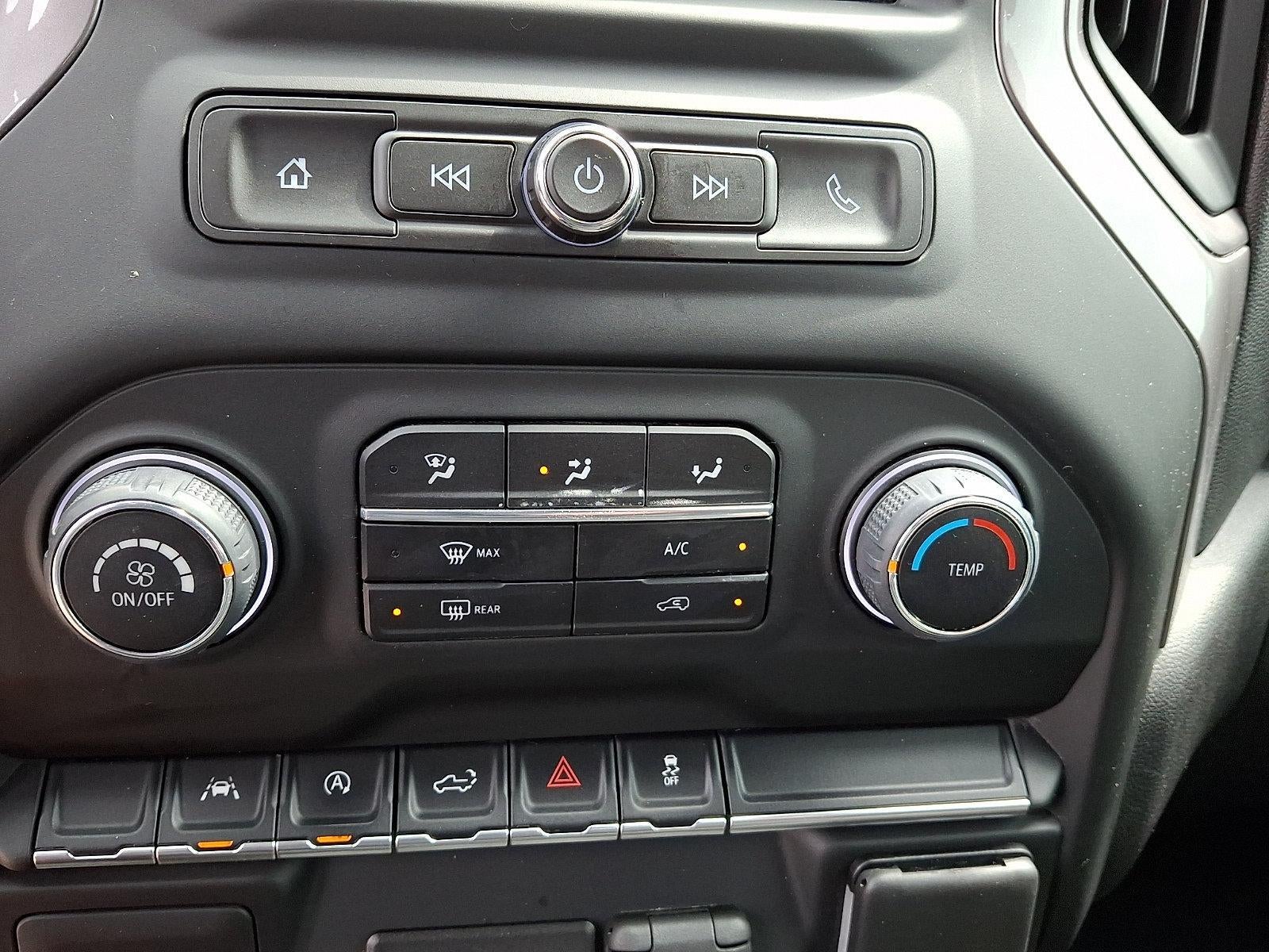 2022 Chevrolet Silverado 1500 Crew Cab Standard Box 4-Wheel Drive Custom