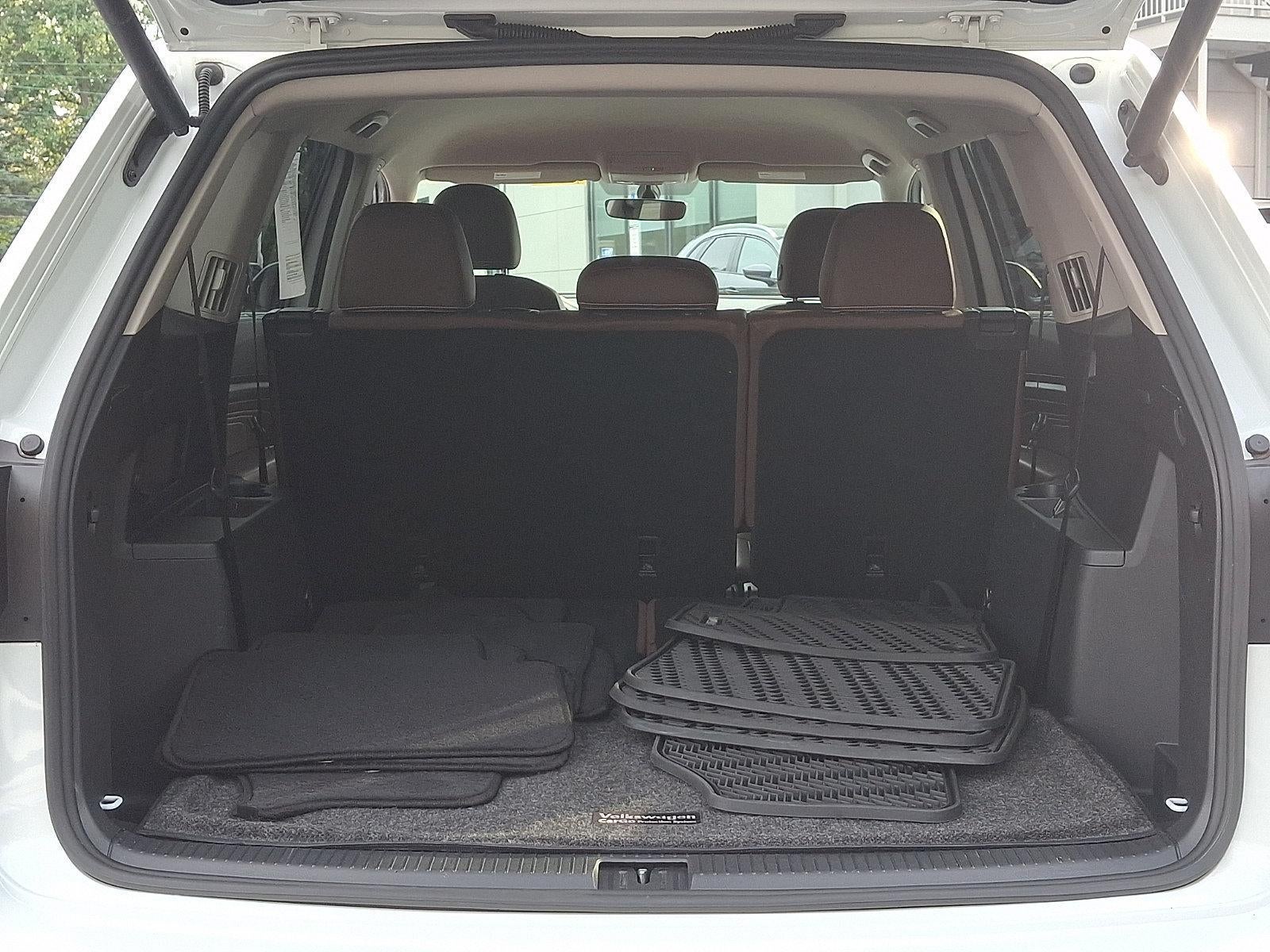 2023 Volkswagen Atlas 2.0T SE w/Technology 4MOTION