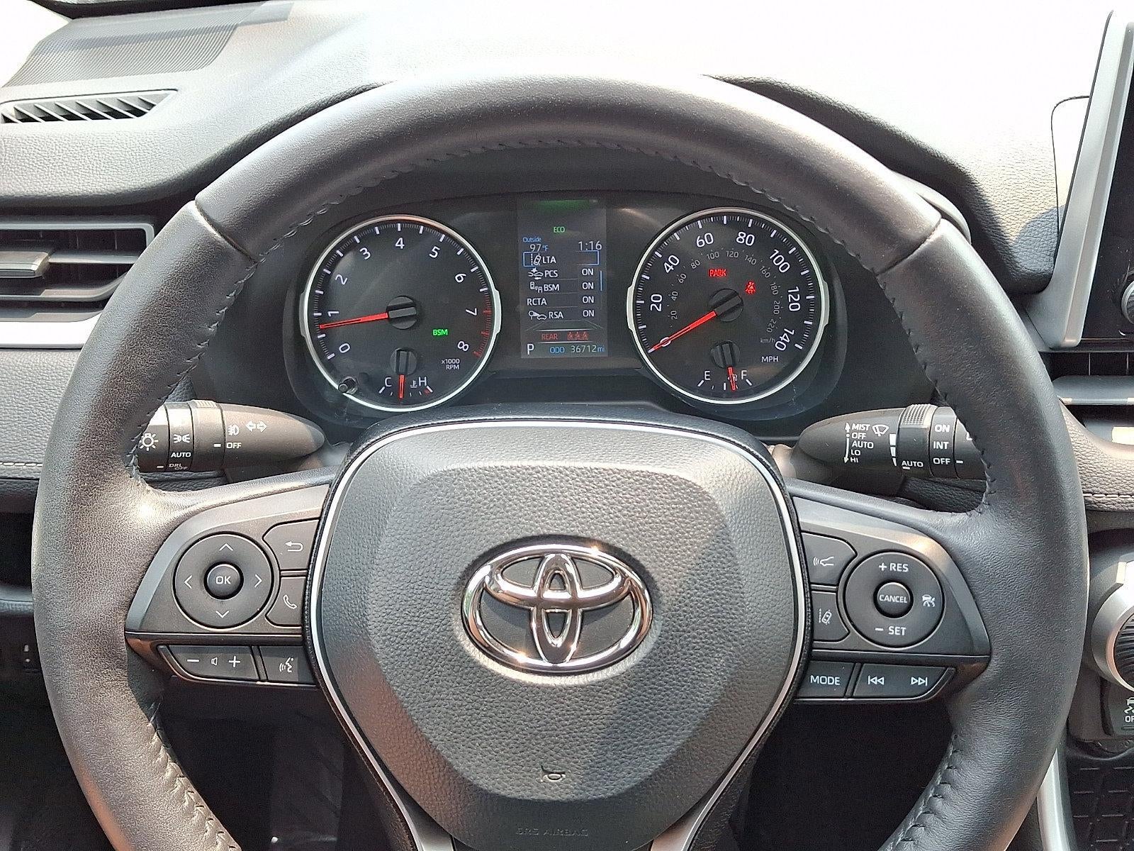 2021 Toyota RAV4 XLE AWD (Natl)