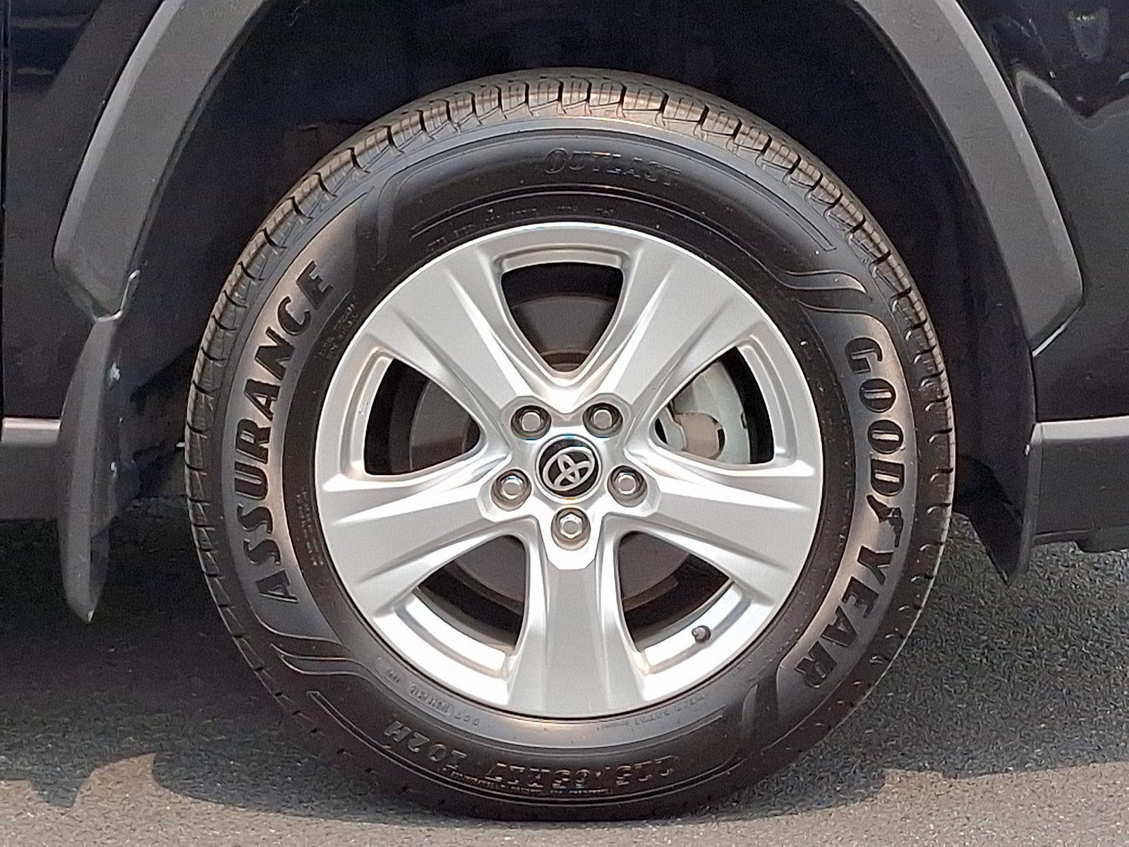 2021 Toyota RAV4 XLE AWD (Natl)
