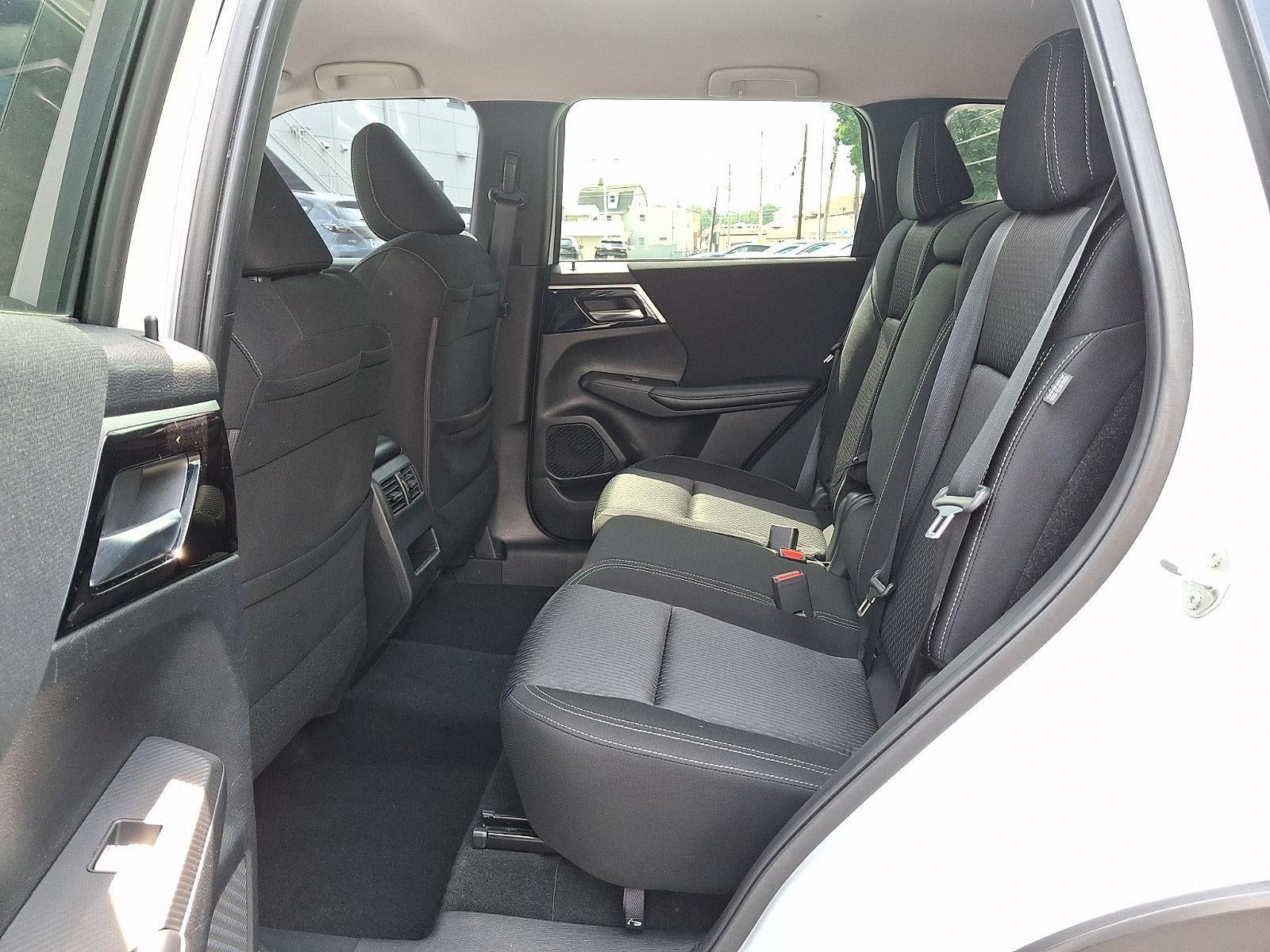 2022 Mitsubishi Outlander ES S-AWC