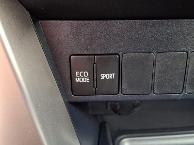 2015 Toyota RAV4 AWD 4dr XLE (Natl)