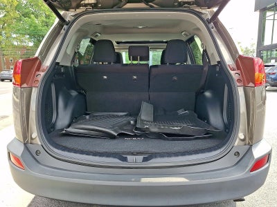 2015 Toyota RAV4 AWD 4dr XLE (Natl)