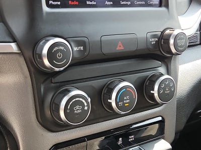 2020 RAM 1500 Big Horn 4x4 Crew Cab 5'7" Box
