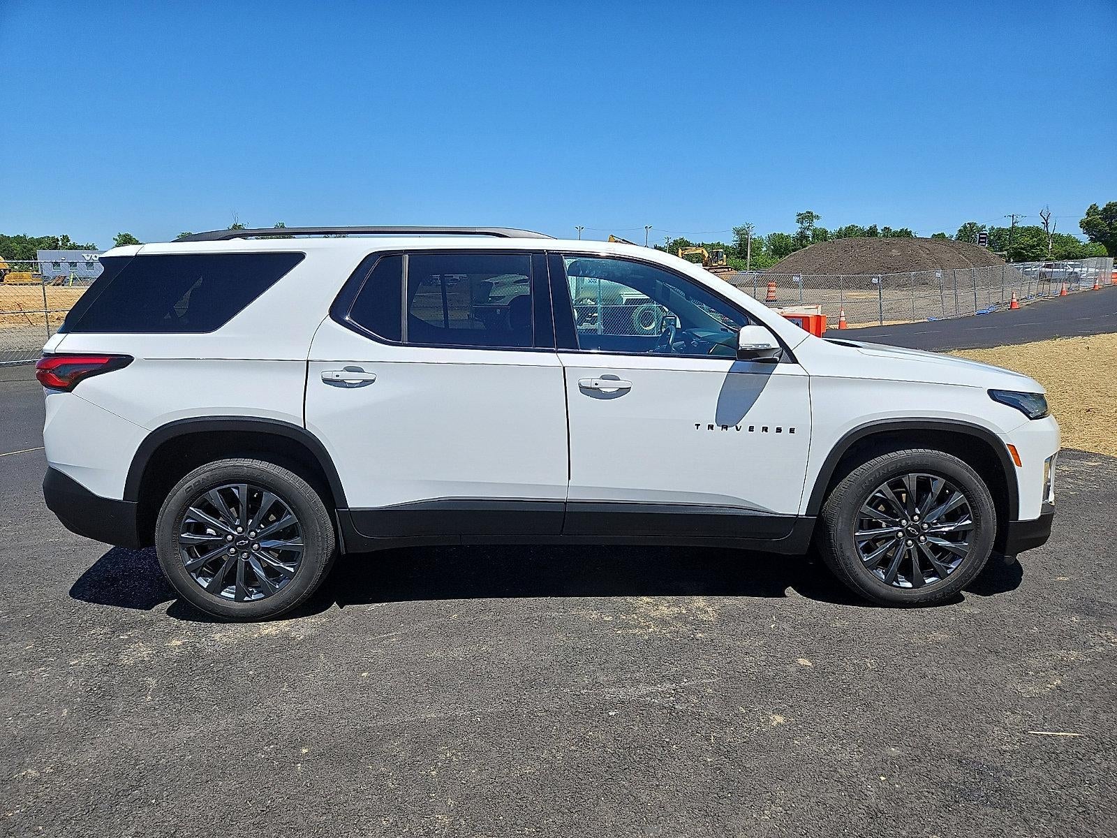 2022 Chevrolet Traverse AWD 2LT